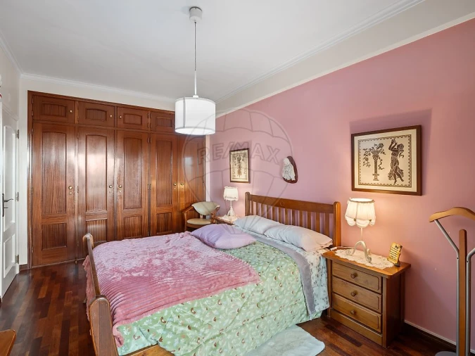 Apartamento T2 para Venda em Queluz e Belas Foto 7