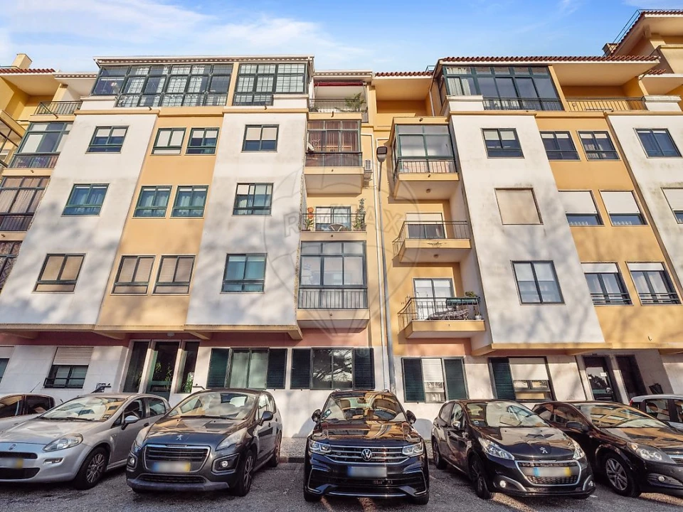 Apartamento T2 para Venda em Queluz e Belas Foto 22