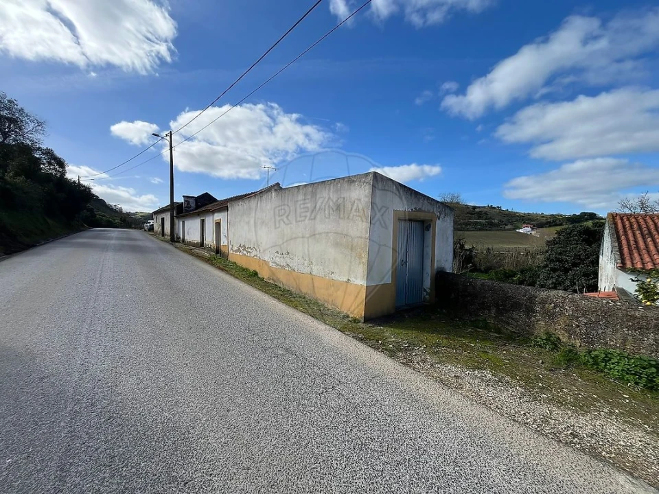 Moradia T2 para Venda em Meca Foto 5