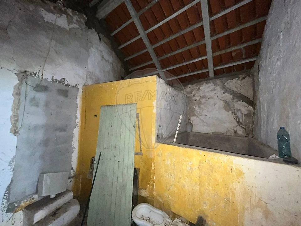 Moradia T2 para Venda em Meca Foto 17