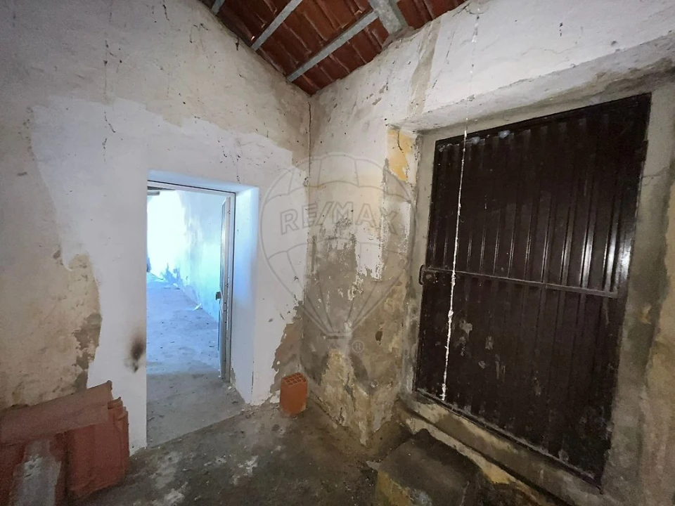 Moradia T2 para Venda em Meca Foto 11