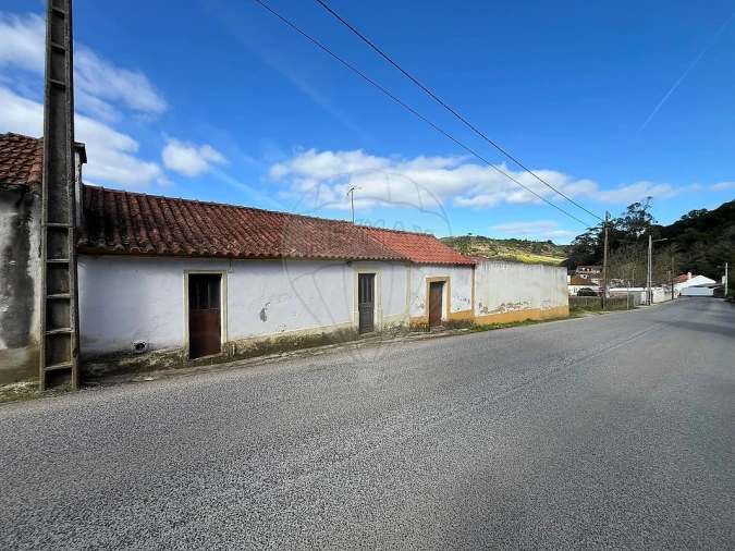 Moradia T2 para Venda em Meca Foto 3