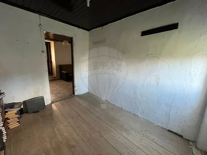 Moradia T2 para Venda em Meca Foto 16