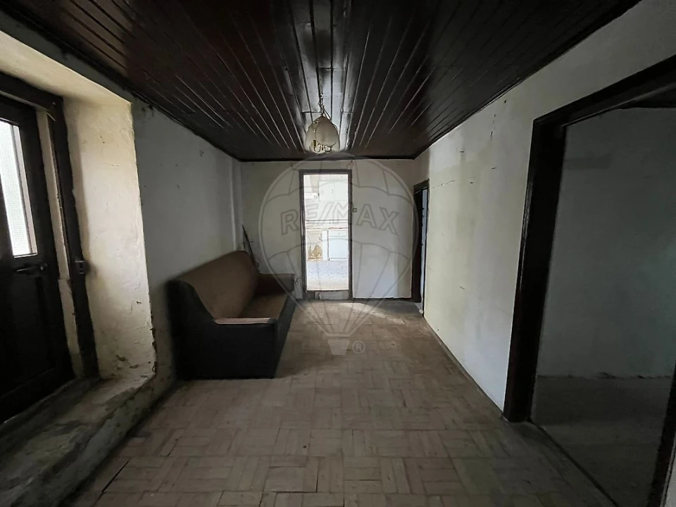 Moradia T2 para Venda em Meca Foto 2