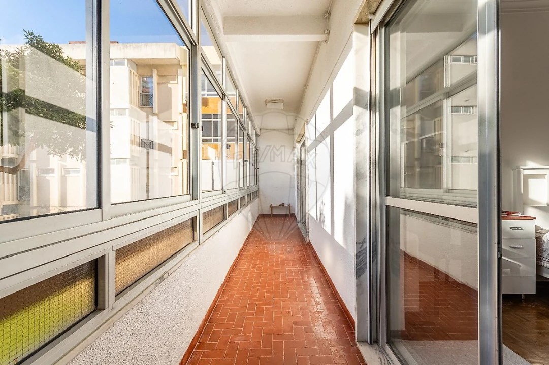 Apartamento T3 para Arrendamento em Oeiras e São Julião da Barra, Paço de Arcos e Caxias Foto 21