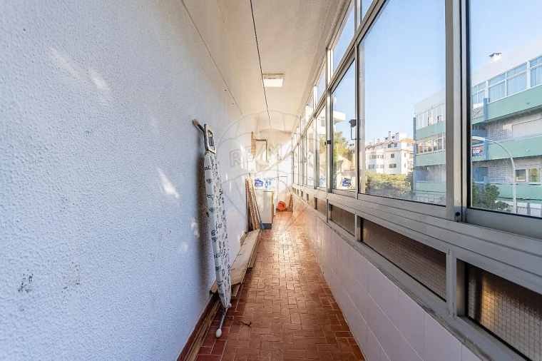 Apartamento T3 para Arrendamento em Oeiras e São Julião da Barra, Paço de Arcos e Caxias Foto 1