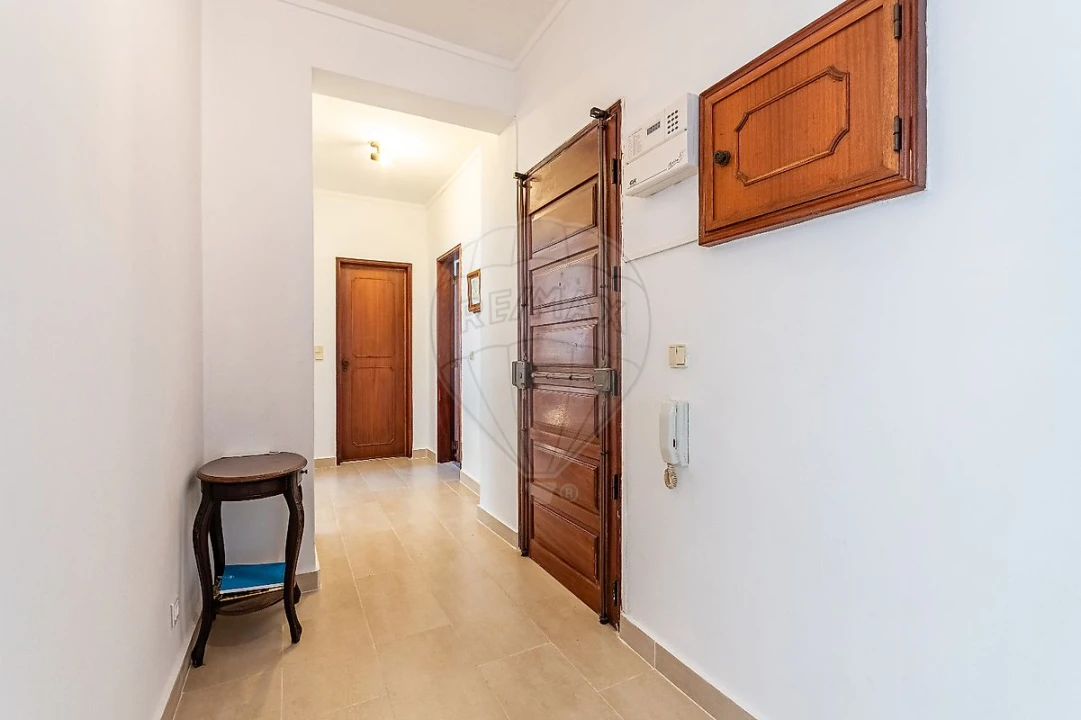 Apartamento T3 para Arrendamento em Oeiras e São Julião da Barra, Paço de Arcos e Caxias Foto 12