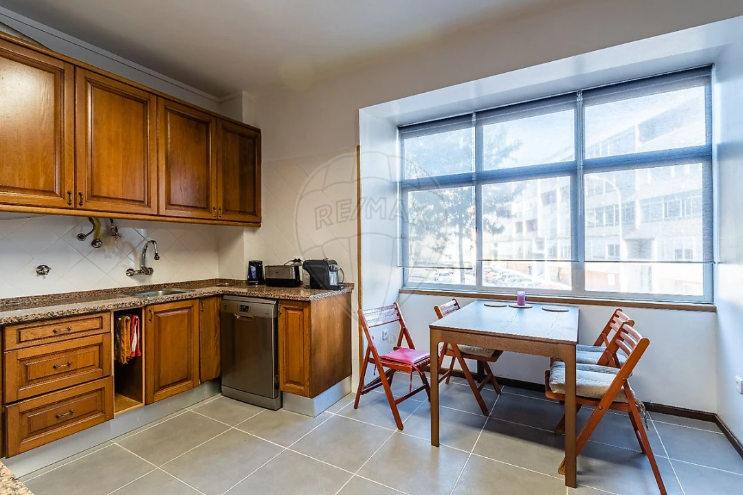 Apartamento T3 para Arrendamento em Oeiras e São Julião da Barra, Paço de Arcos e Caxias Foto 19