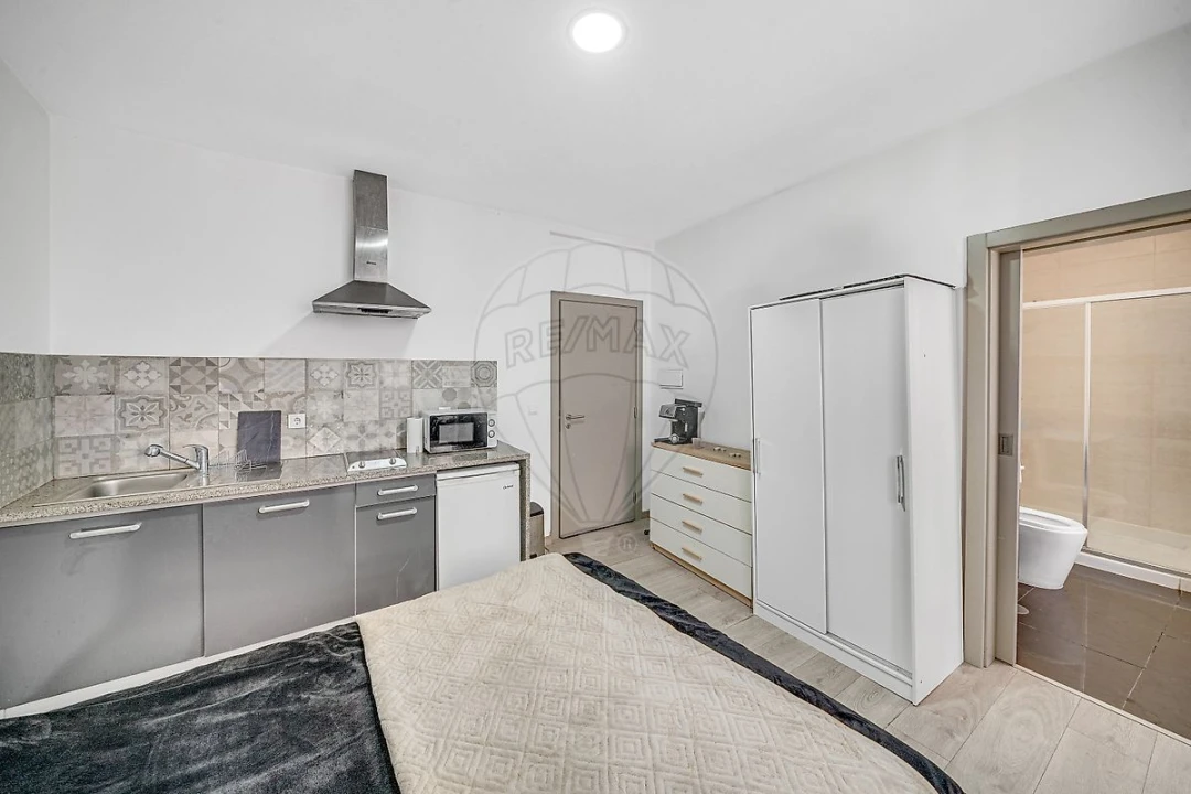 Prédio para Venda em Glória e Vera Cruz Foto 12