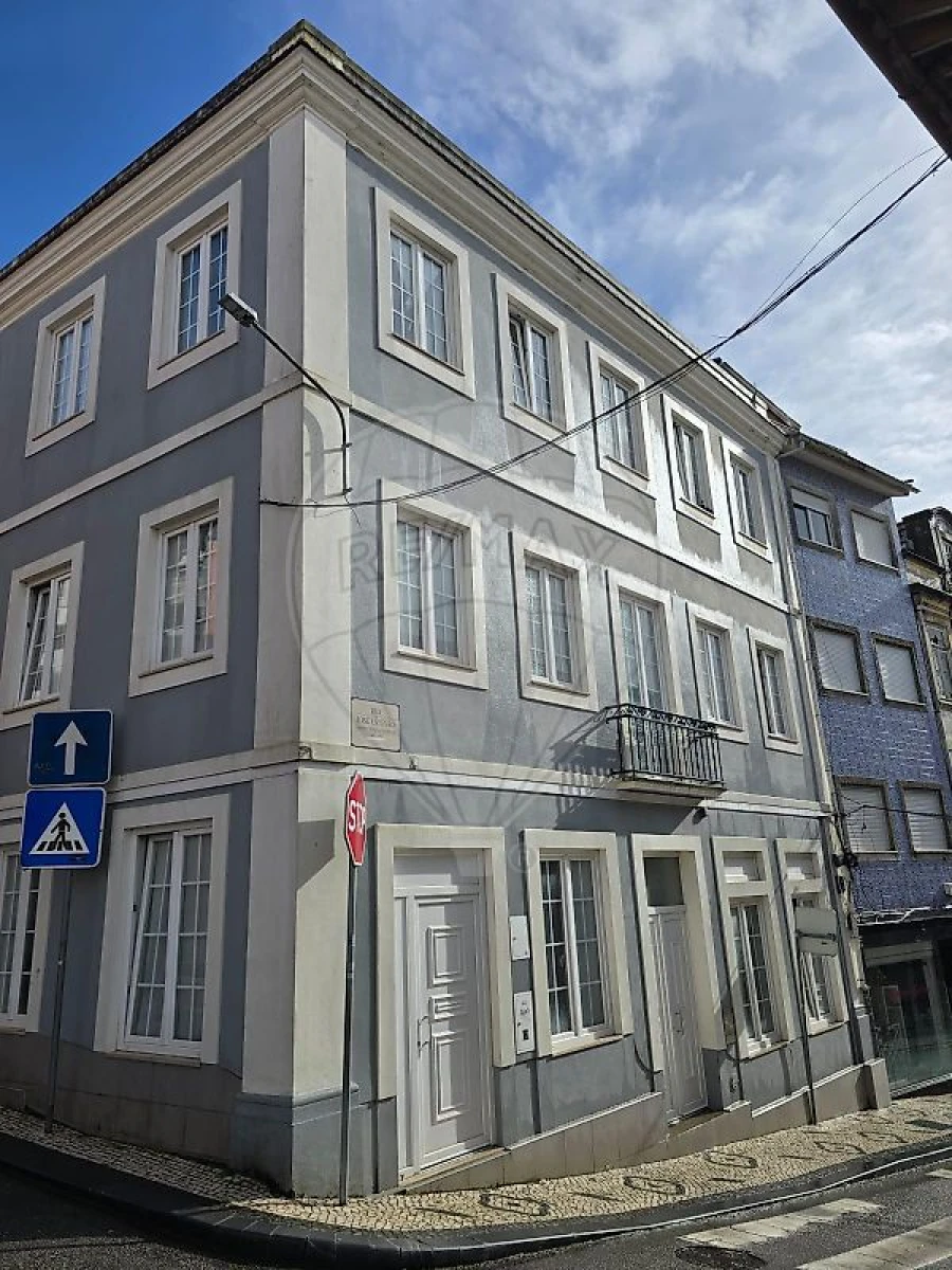 Prédio para Venda em Glória e Vera Cruz Foto 2