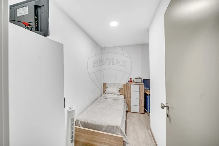 Prédio para Venda em Glória e Vera Cruz Foto 11