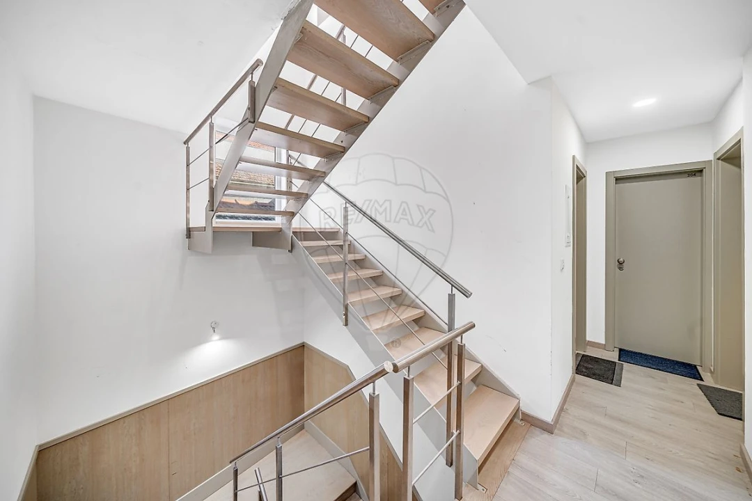 Prédio para Venda em Glória e Vera Cruz Foto 15