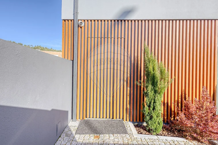 Moradia T3 para Venda em Valongo Foto 7