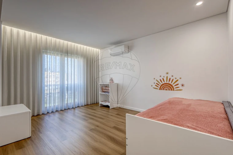 Moradia T3 para Venda em Valongo Foto 17