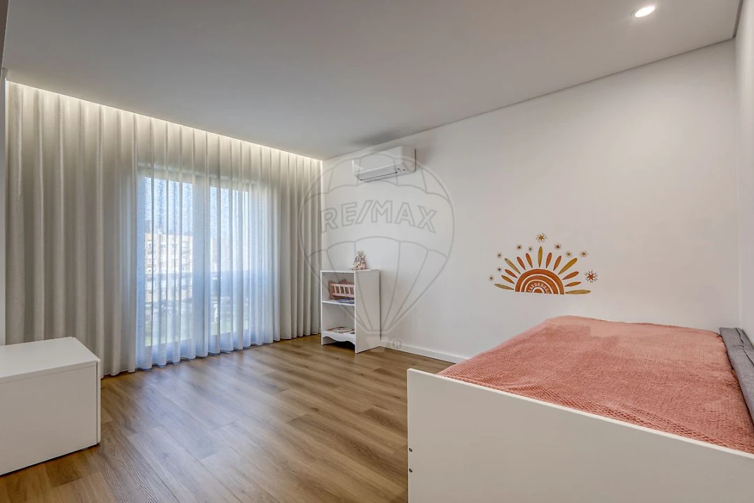 Moradia T3 para Venda em Valongo Foto 17