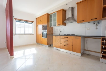 Apartamento T2 para Venda em Samora Correia