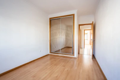 Apartamento T2 para Venda em Samora Correia