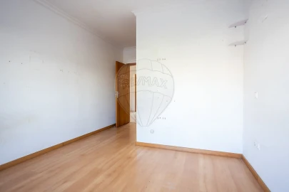 Apartamento T2 para Venda em Samora Correia
