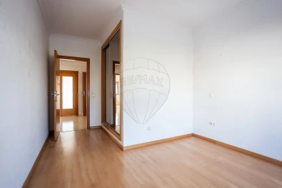 Apartamento T2 para Venda em Samora Correia