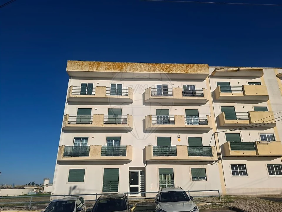 Apartamento T2 para Venda em Samora Correia Foto 2