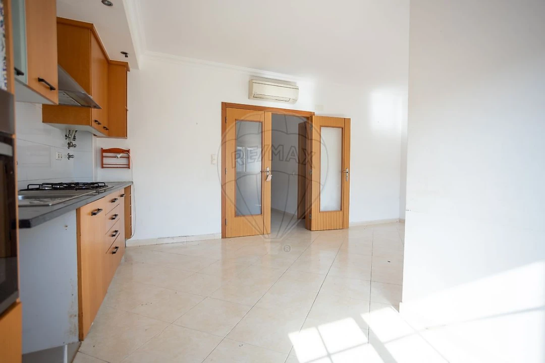 Apartamento T2 para Venda em Samora Correia Foto 11