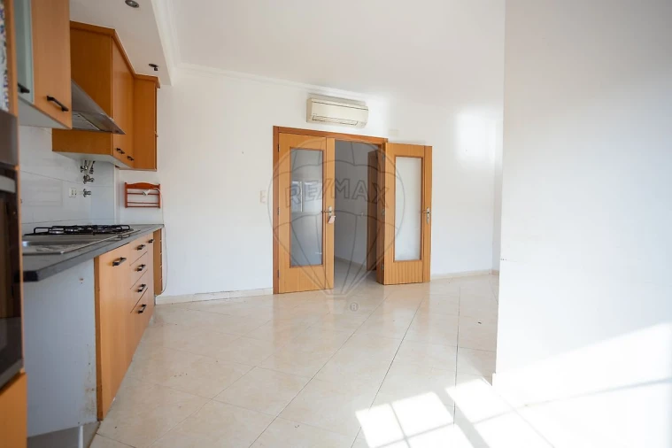 Apartamento T2 para Venda em Samora Correia Foto 11