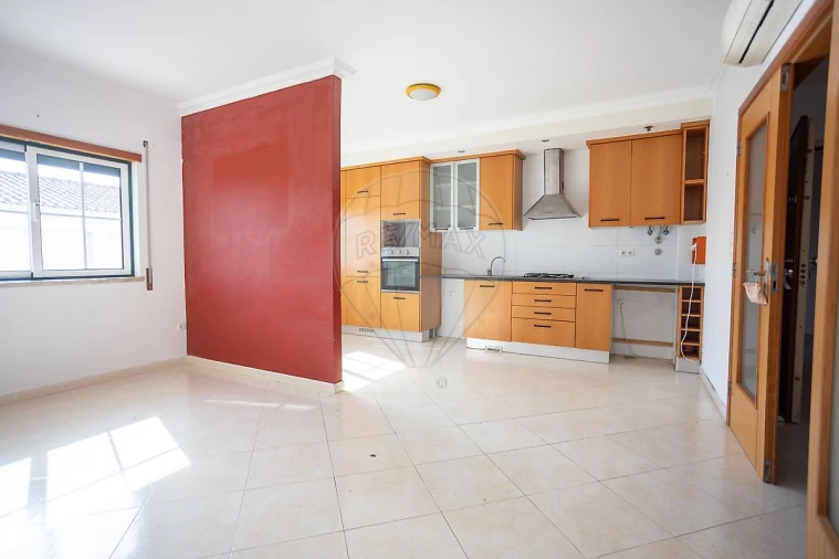 Apartamento T2 para Venda em Samora Correia Foto 15