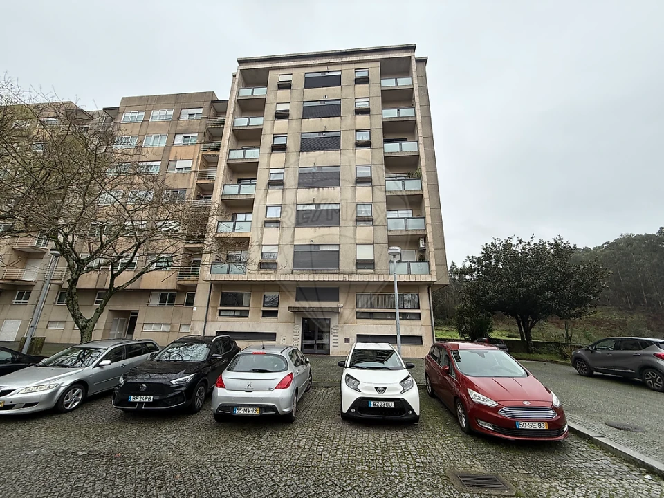 Apartamento T3 para Venda em Aguas Santas Foto 1