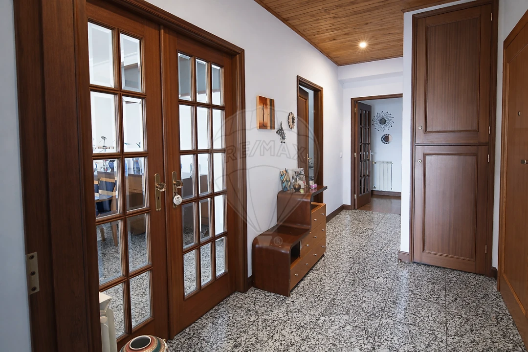 Apartamento T3 para Venda em Aguas Santas Foto 16