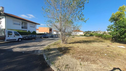 Terreno para Venda em São Martinho do Bispo e Ribeira de Frades