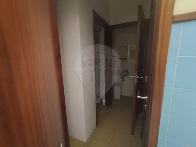 Negócio para Venda em Eiras e São Paulo de Frades Foto 7