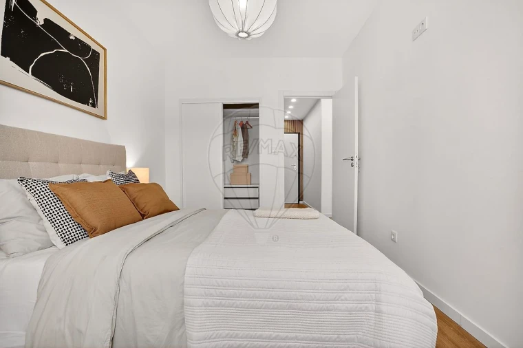 Apartamento T2 para Venda em Seixal, Arrentela e Aldeia de Paio Pires Foto 4