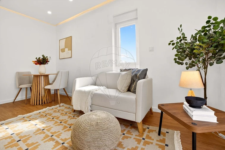 Apartamento T2 para Venda em Seixal, Arrentela e Aldeia de Paio Pires Foto 4