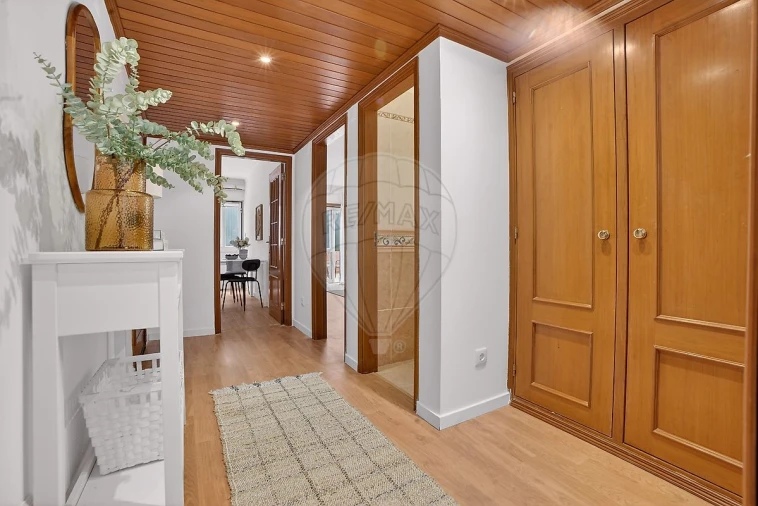 Apartamento T2 para Venda em Castanheira do Ribatejo e Cachoeiras Foto 43