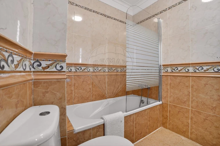 Apartamento T2 para Venda em Castanheira do Ribatejo e Cachoeiras Foto 37