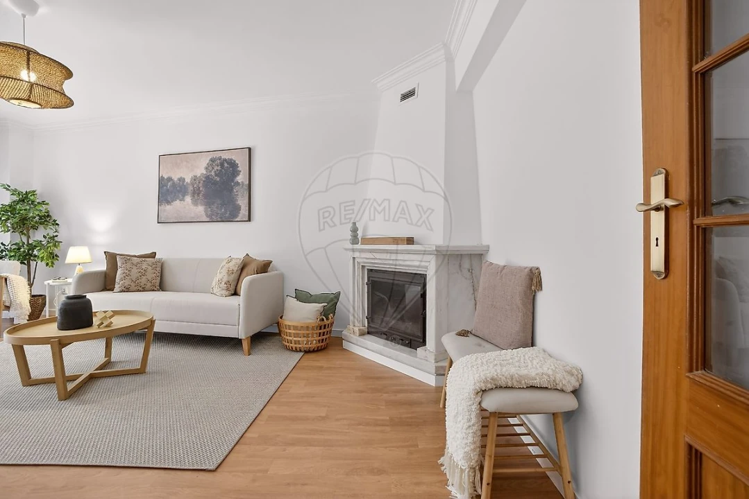 Apartamento T2 para Venda em Castanheira do Ribatejo e Cachoeiras Foto 16