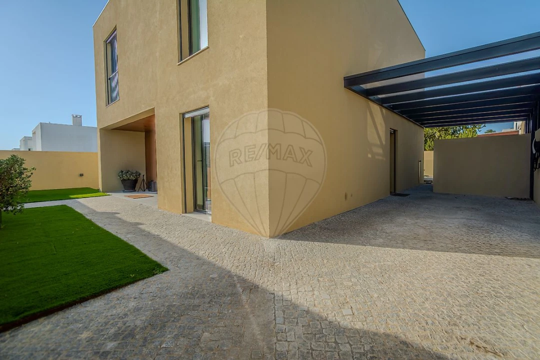 Moradia T3 para Venda em Cascais e Estoril Foto 6