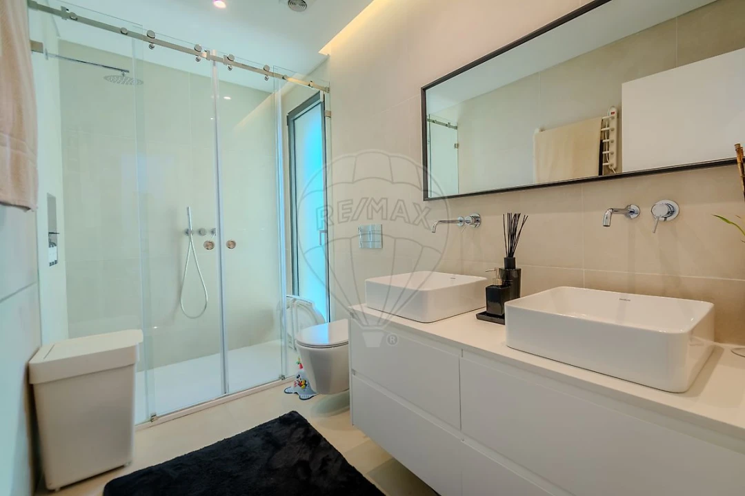 Moradia T3 para Venda em Cascais e Estoril Foto 19