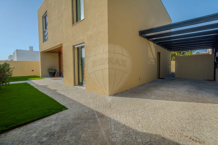 Moradia T3 para Venda em Cascais e Estoril Foto 6