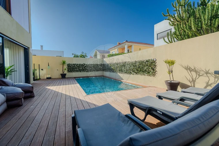 Moradia T3 para Venda em Cascais e Estoril Foto 13