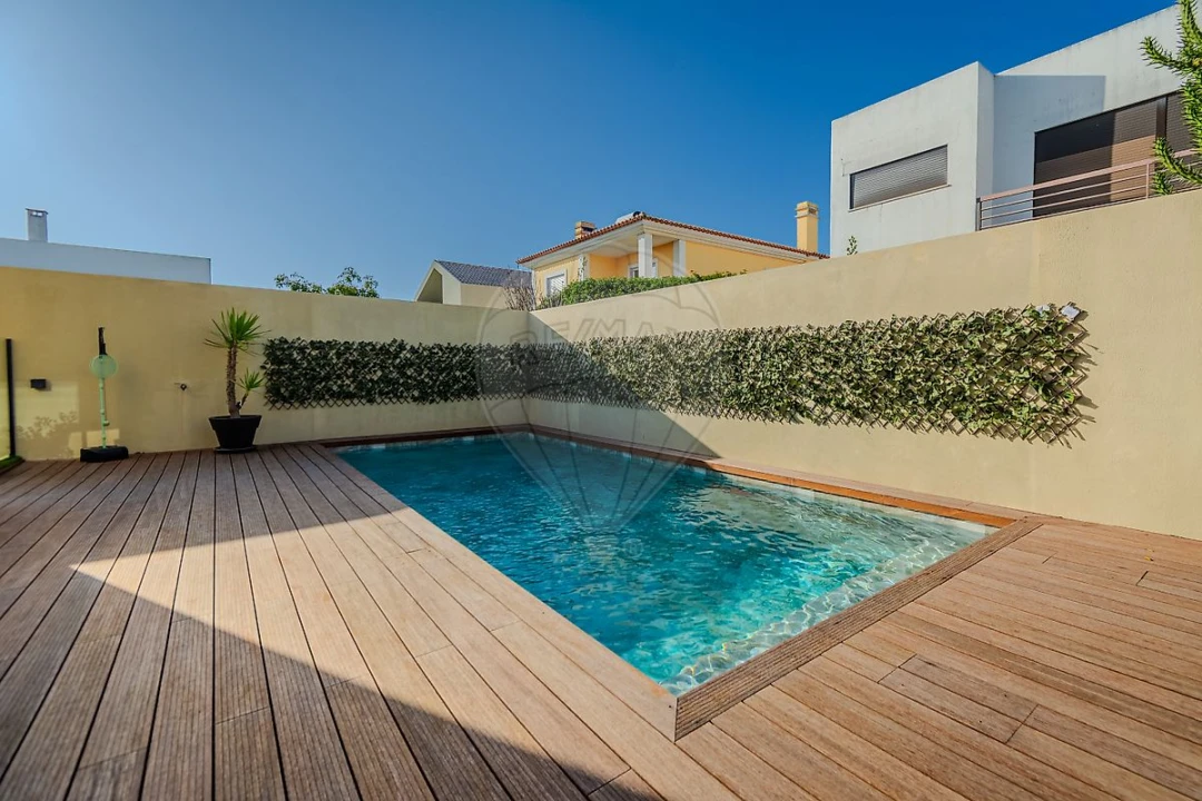 Moradia T3 para Venda em Cascais e Estoril Foto 16