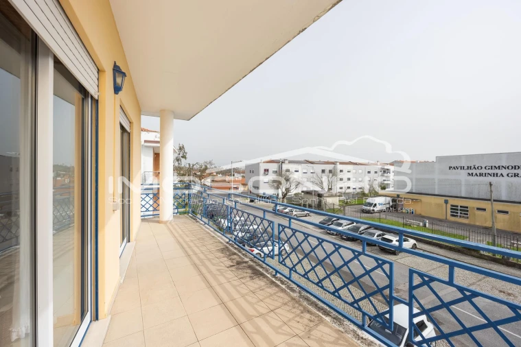 Apartamento T3 para Venda em Marinha Grande Foto 12