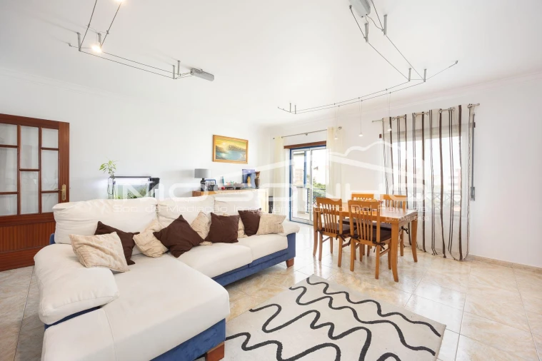 Apartamento T3 para Venda em Marinha Grande Foto 3