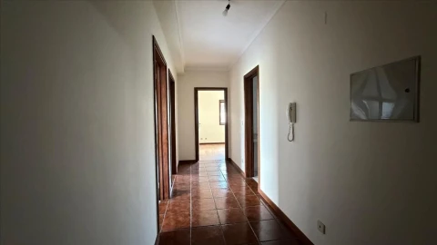 Apartamento T1 para Venda em Paço de Sousa