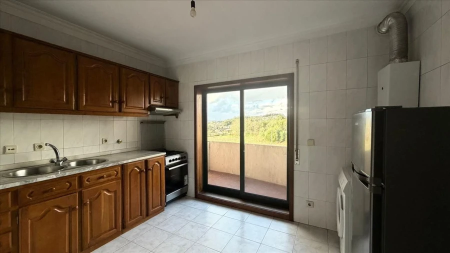 Apartamento T1 para Venda em Paço de Sousa Foto 2