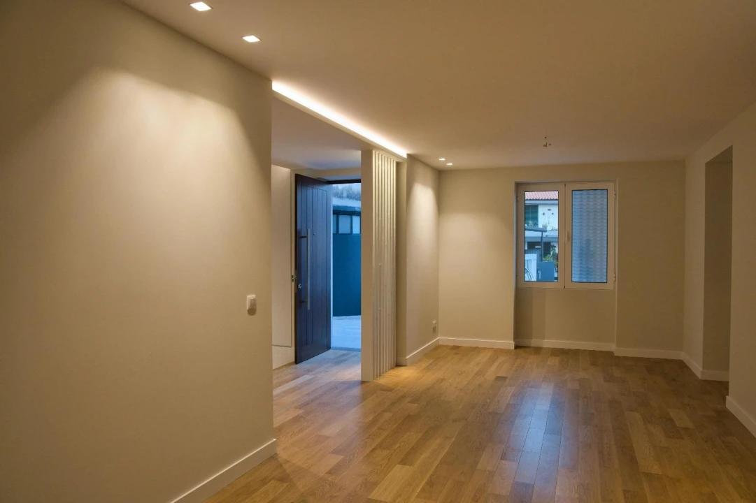 Moradia T3 para Venda em Funchal (São Pedro) Foto 4