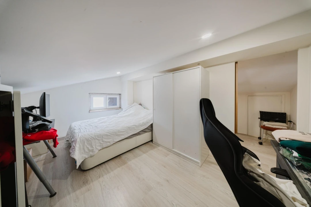 Moradia T8 para Venda em Ramada e Caneças Foto 8