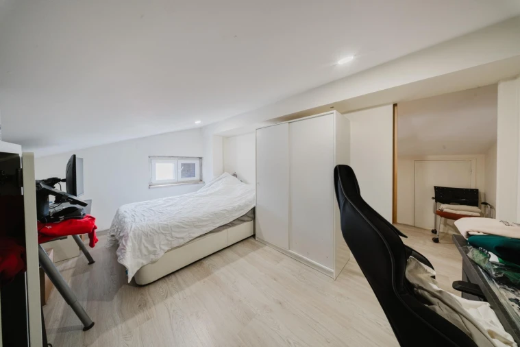 Moradia T8 para Venda em Ramada e Caneças Foto 8