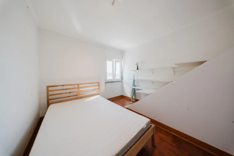 Apartamento T3 para Venda em Alvalade Foto 16