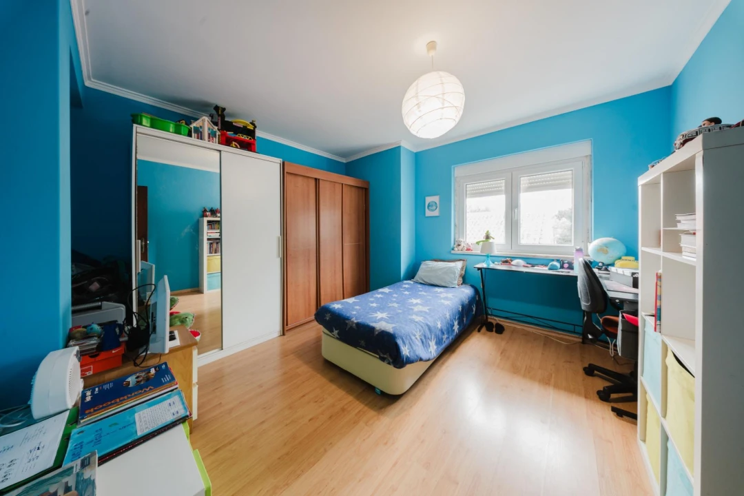 Moradia T8 para Venda em Ramada e Caneças Foto 19